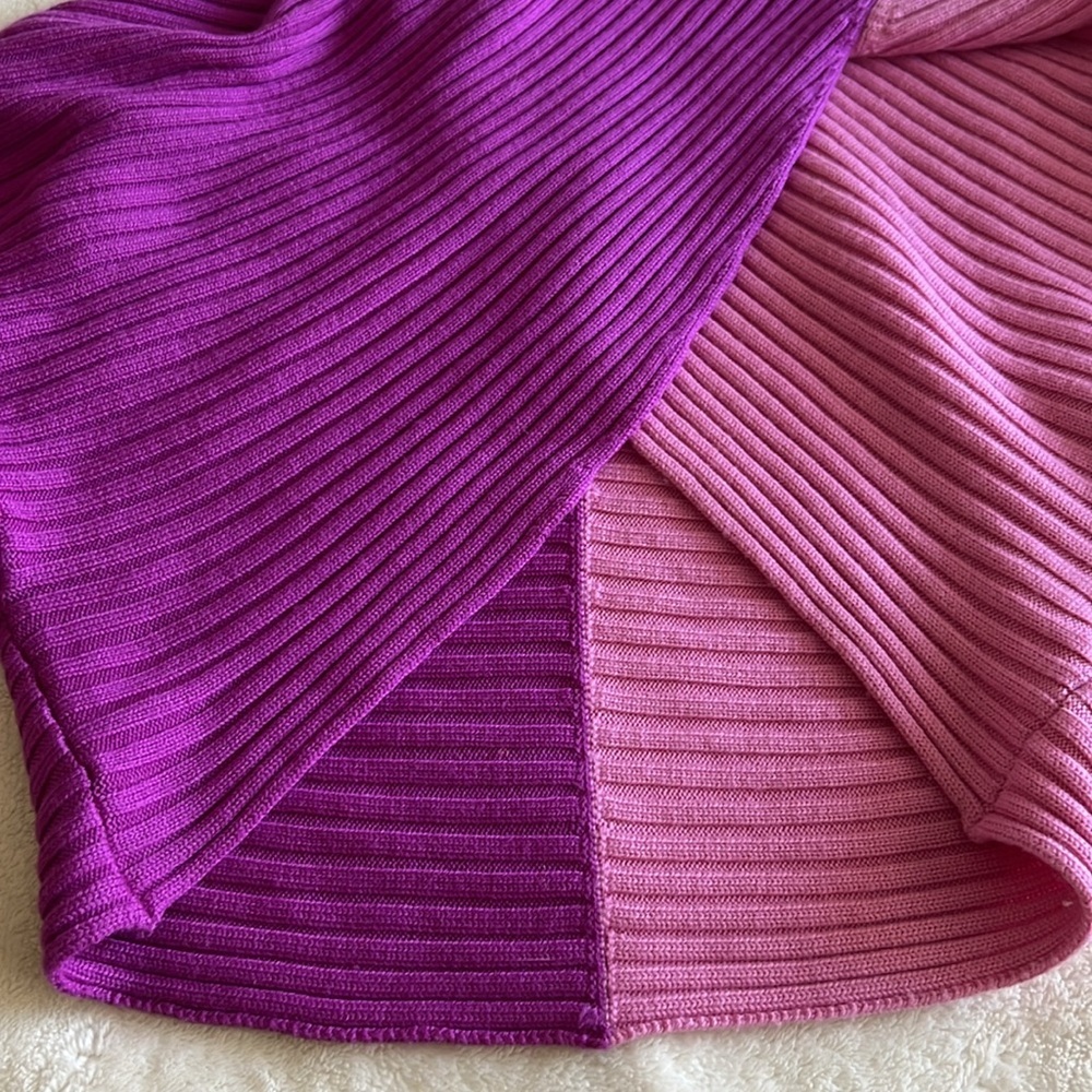 Amur Pink and Purple Cropped Sweater - Picture 5 of 10